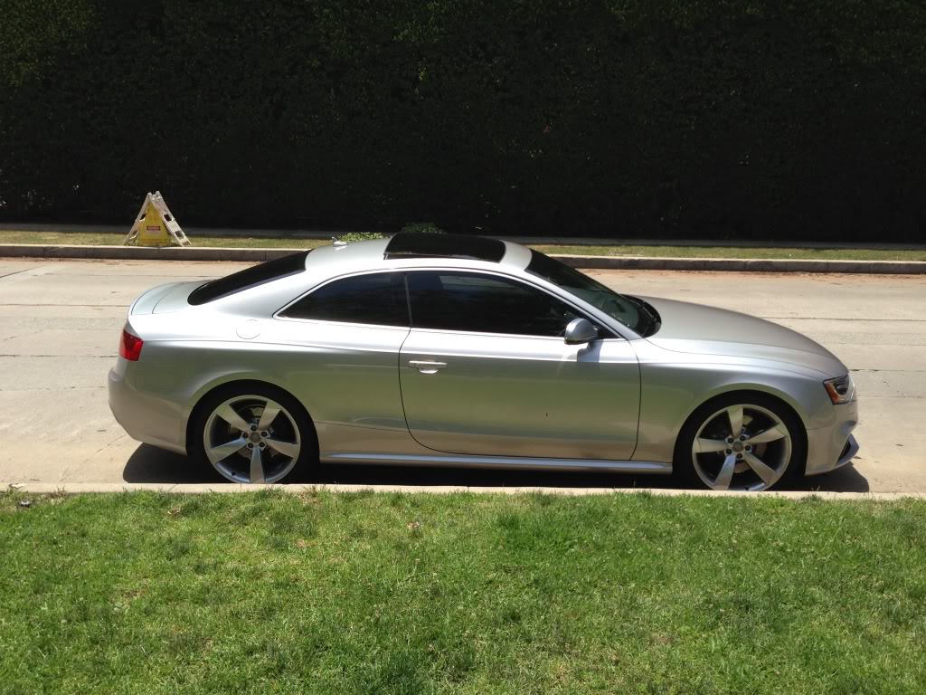 Name:  Silver Audi RS5 1.jpg
Views: 2946
Size:  165.5 KB