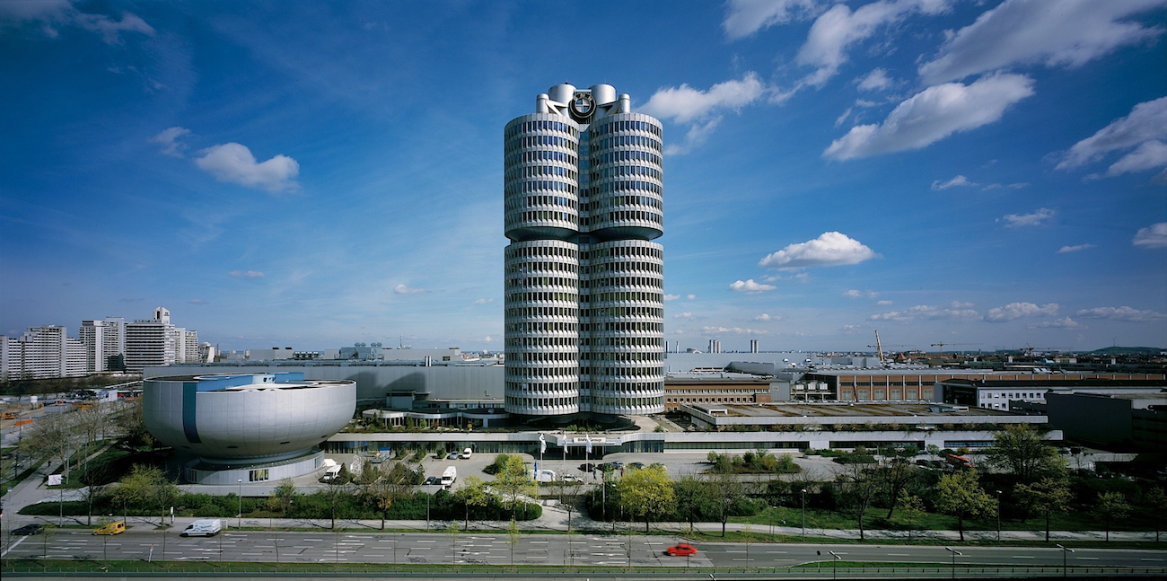 Name:  bmw-s-tower-and-museum-in-munich-celebrate-40-years-of-existence-63145_1.jpg
Views: 3850
Size:  1.00 MB