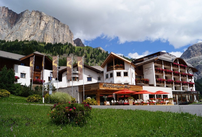 Name:  Sella  Hotel Kolfuschgerhof     10499343_704382849598048_534667051736844303_o.jpg
Views: 32575
Size:  155.6 KB