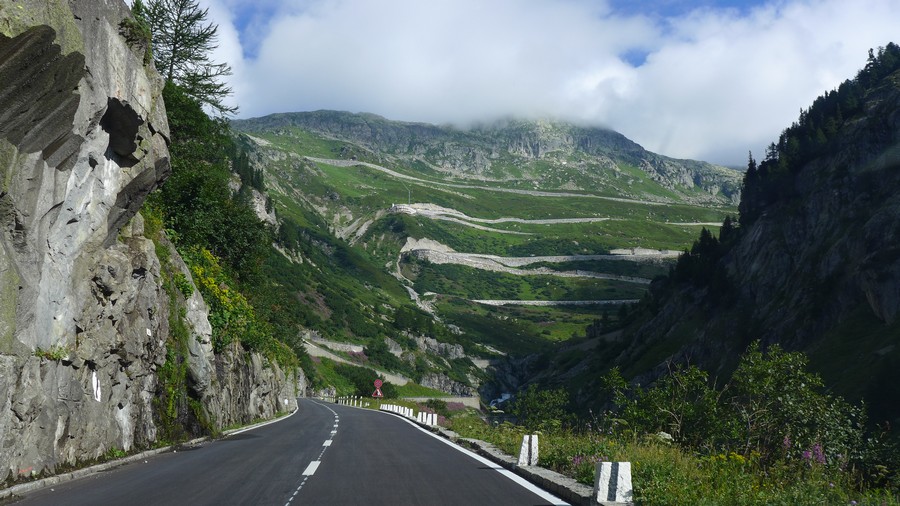 Name:  Furka Pass  P1080474.jpg
Views: 18044
Size:  181.5 KB