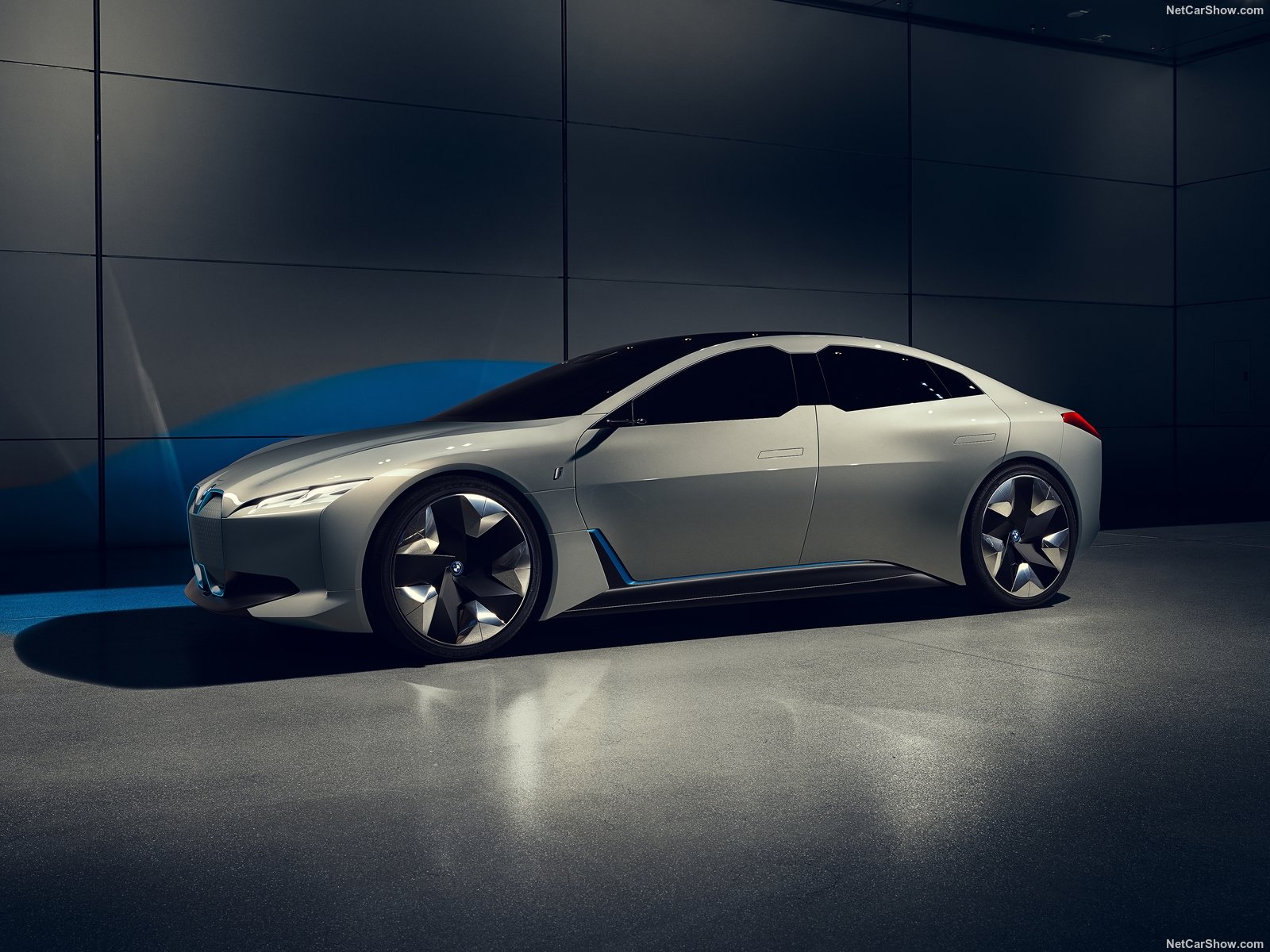 Name:  BMW-i_Vision_Dynamics_Concept-2017-1600-02.jpg
Views: 17588
Size:  273.5 KB