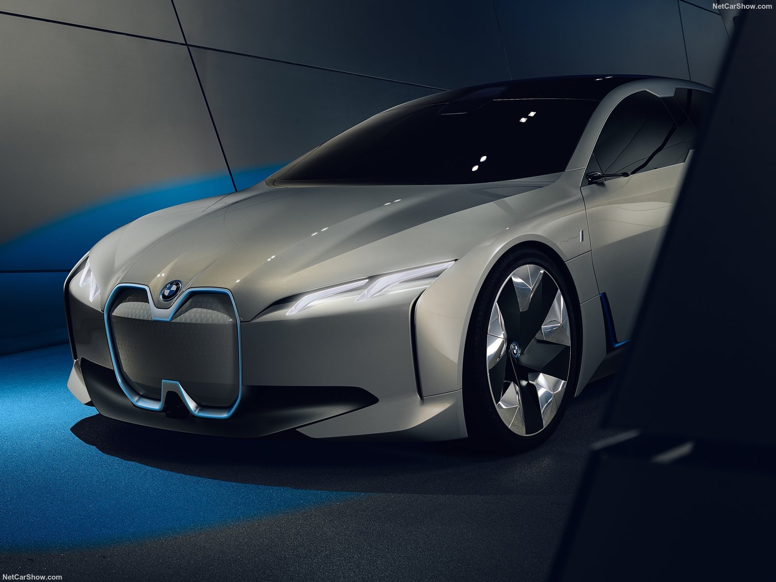 Name:  BMW-i_Vision_Dynamics_Concept-2017-1600-0f.jpg
Views: 16538
Size:  212.3 KB