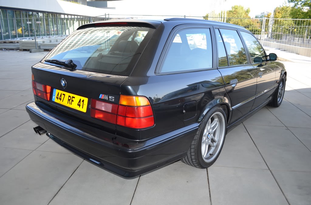 Name:  e34 M5 bonhams auction  DSC_0086.jpg
Views: 22764
Size:  120.5 KB