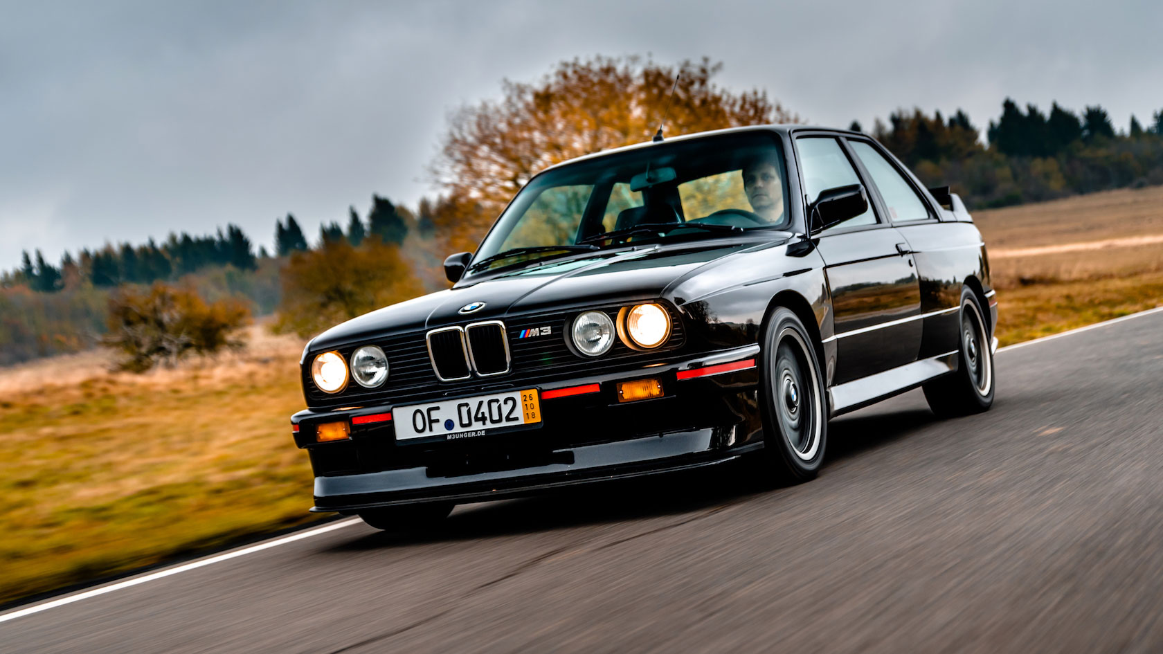 Name:  E30_M3_Sport_Evo_02.jpg
Views: 12211
Size:  237.0 KB