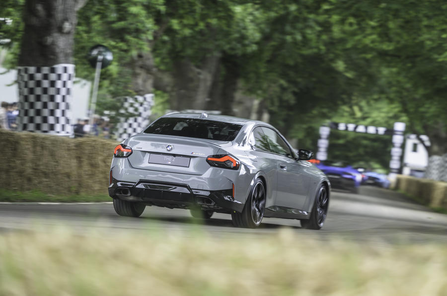 Name:  98-bmw-2-series-m240i-2021-goodwood-rear.jpg
Views: 3542
Size:  97.1 KB