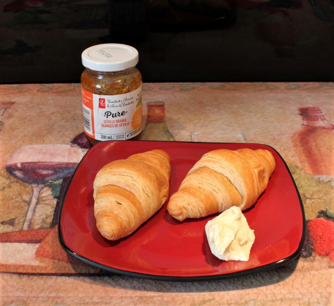 Name:  Croissants..JPG
Views: 1859
Size:  640.4 KB