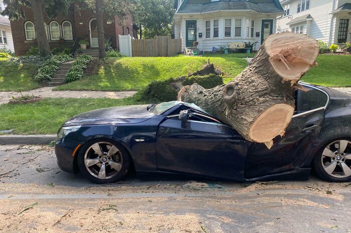 Name:  Mother Nature Decided That This BMW Should Be A Convertible.jpg
Views: 1032
Size:  89.4 KB