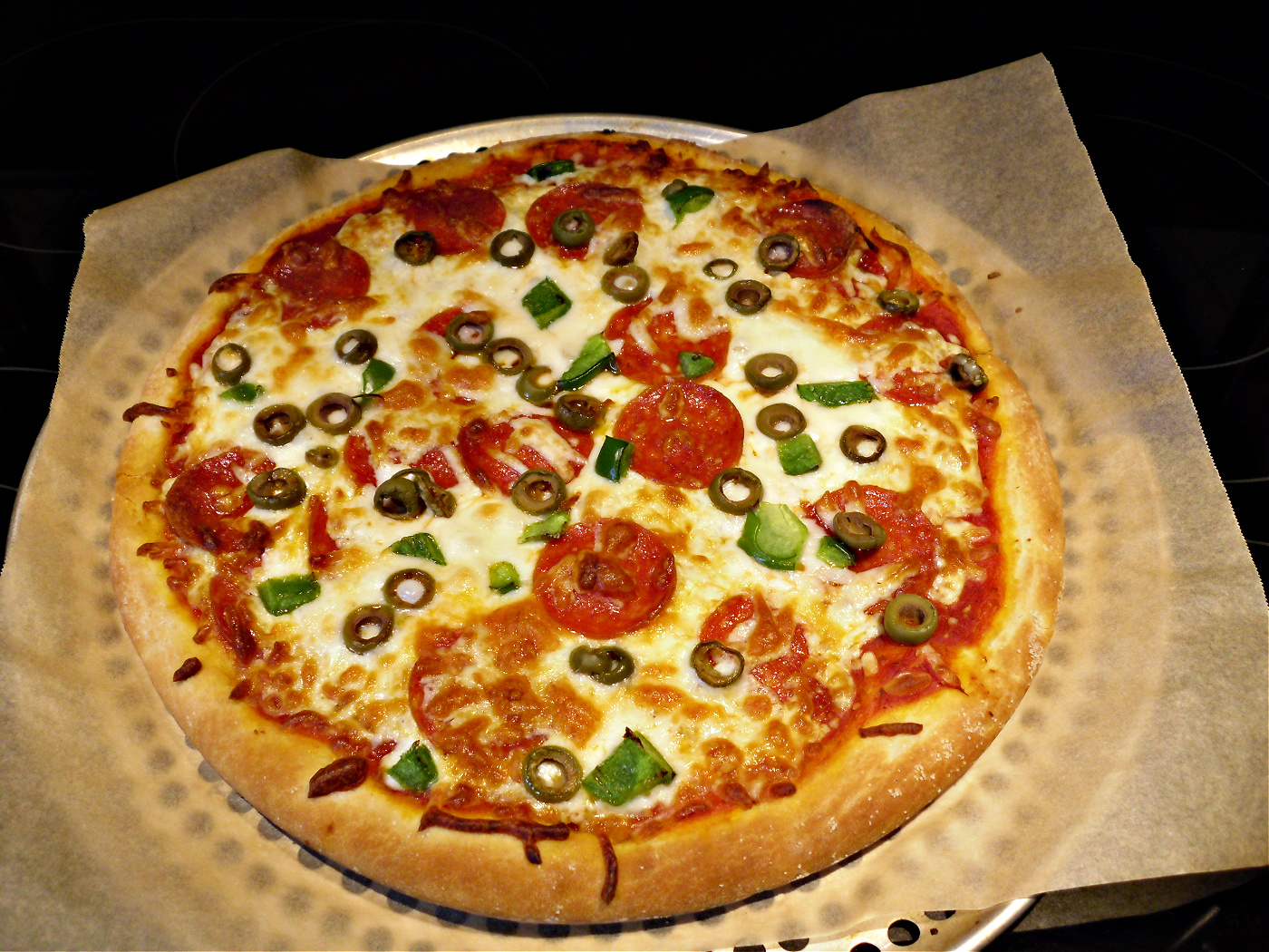 Name:  Pizza..jpg
Views: 485
Size:  872.5 KB