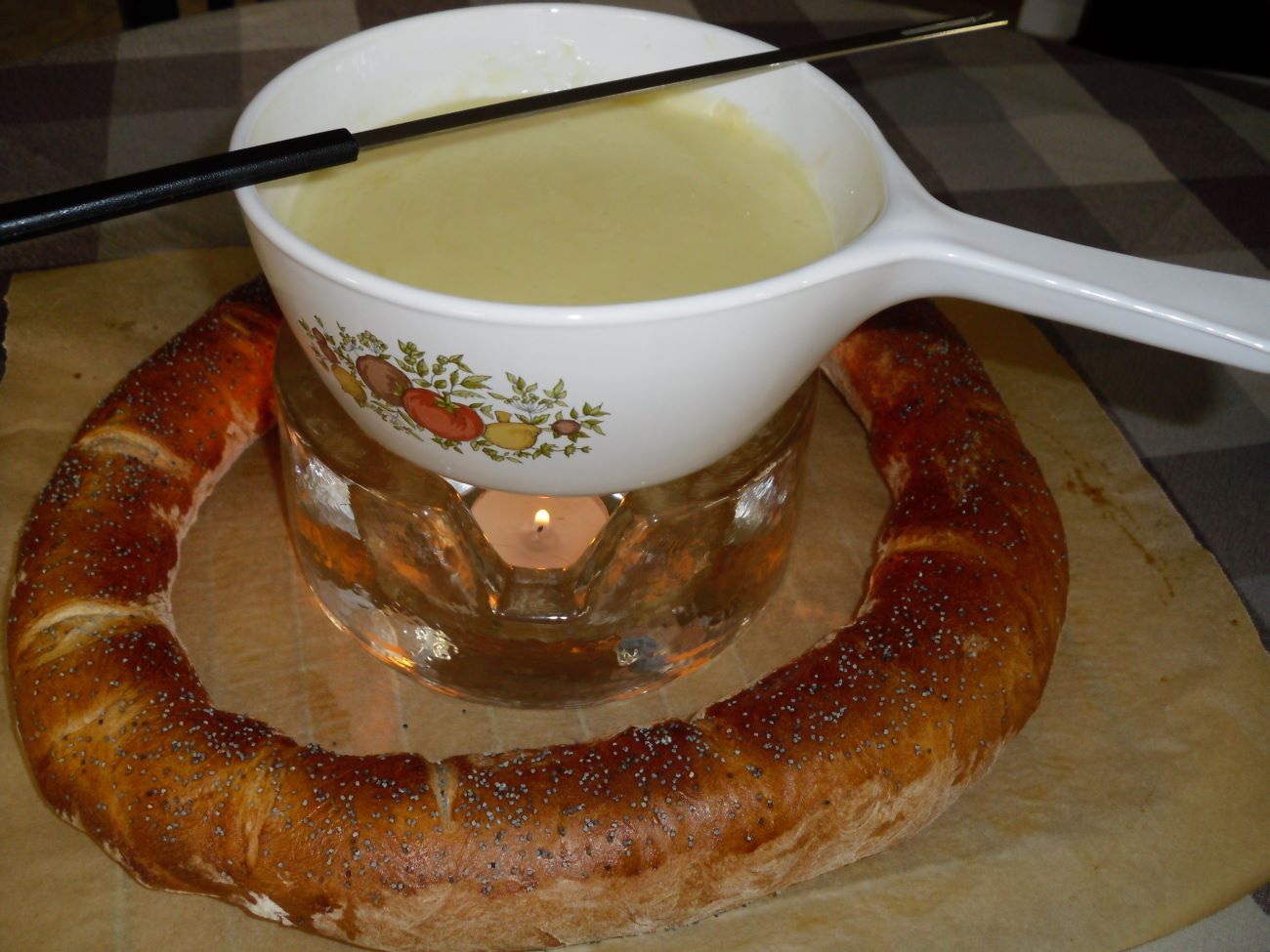 Name:  Fondue 1.JPG
Views: 725
Size:  152.6 KB