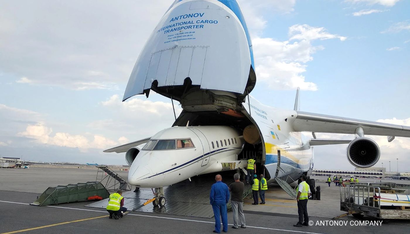 Name:  Antonov An-225.jpg
Views: 1906
Size:  145.9 KB