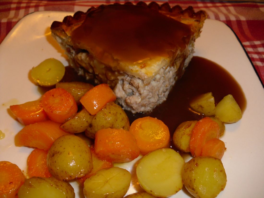 Name:  Tourtiere..JPG
Views: 25
Size:  92.4 KB